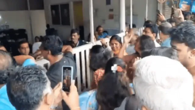 viral-video-neet-pg-aspirant-denied-entry-in-exam-hall-as-she-arrives-2-minutes-late-internet-divided